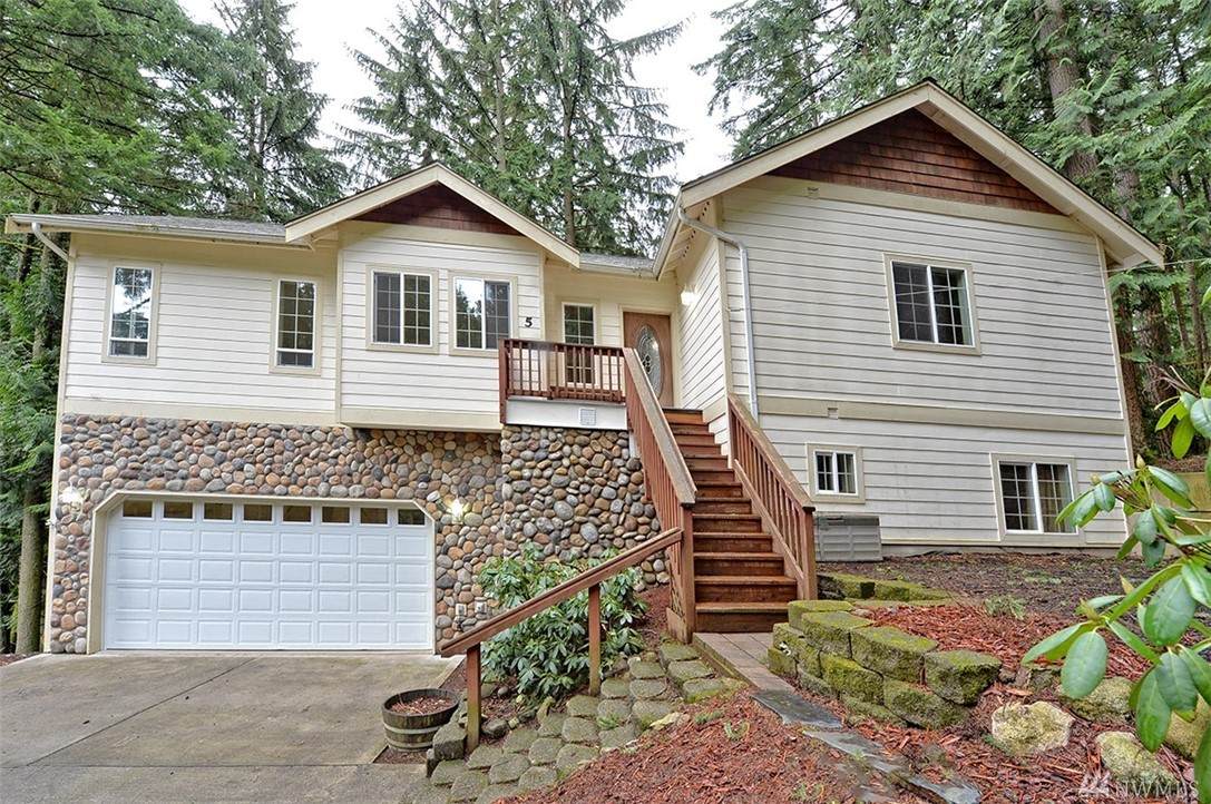 5 Hawks Hill Place - Photo 1