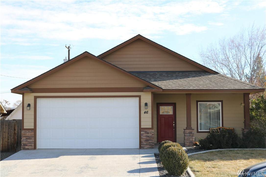 35 Maple St - Photo 1