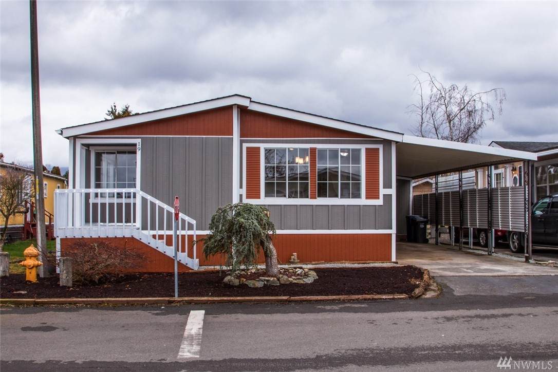 1120 25th St - Photo 1