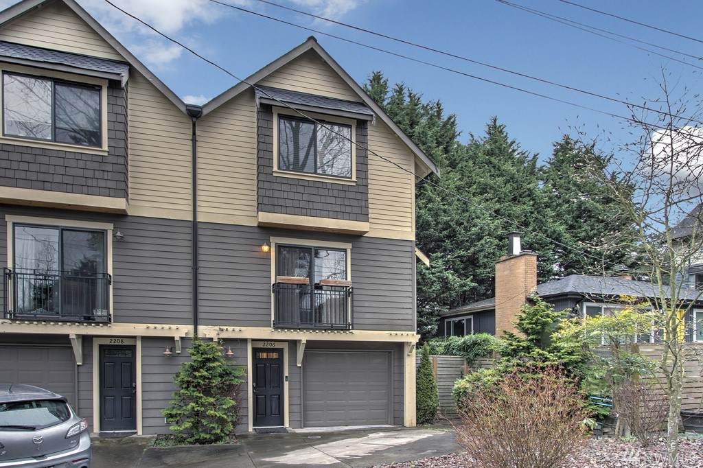 2206 Elmgrove St - Photo 1