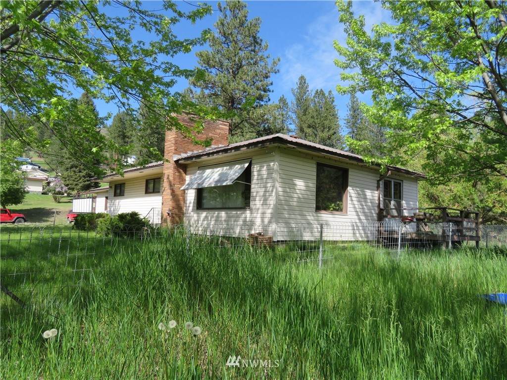 1019 Leo Gaffney Boulevard - Photo 1