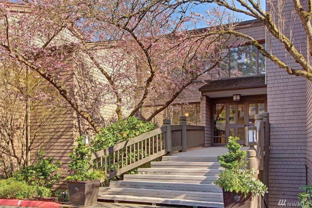 3110 W Lake Sammamish Pkwy - Photo 1