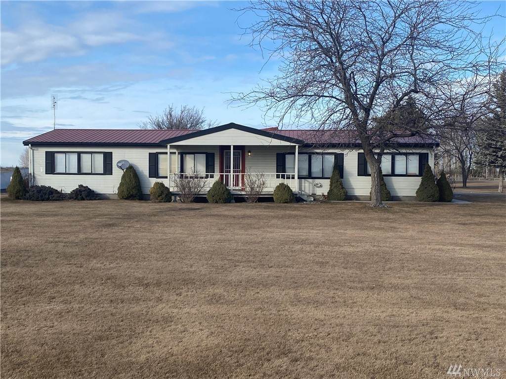 1132 Road C - Photo 1