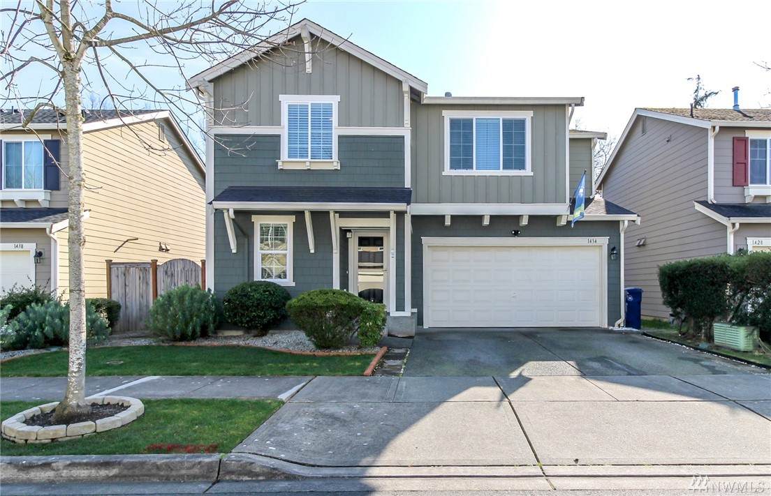 1434 32nd St - Photo 1