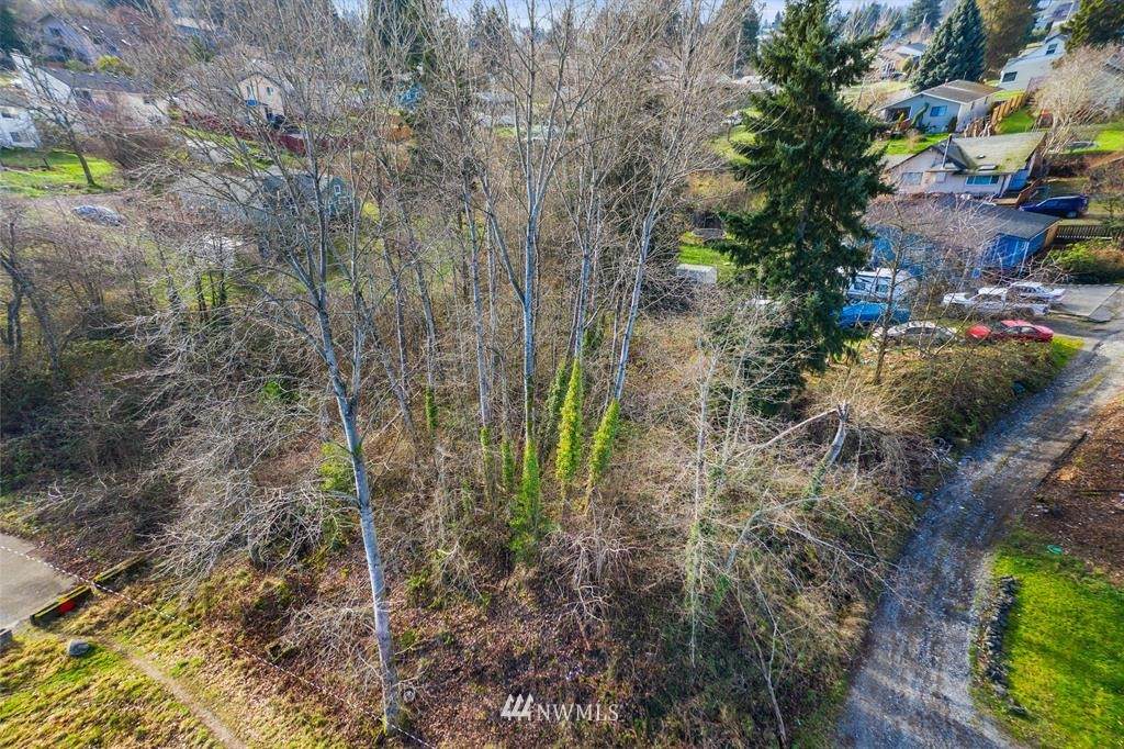 5703 K Street - Photo 1