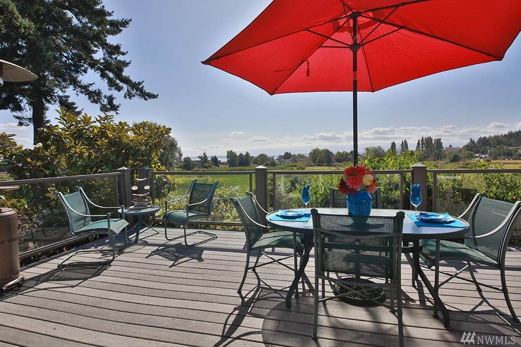 5512 Beach Bluff Dr - Photo 1