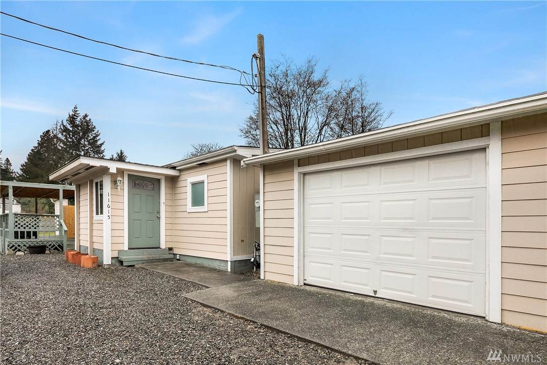 11615 3rd Ave - Photo 1