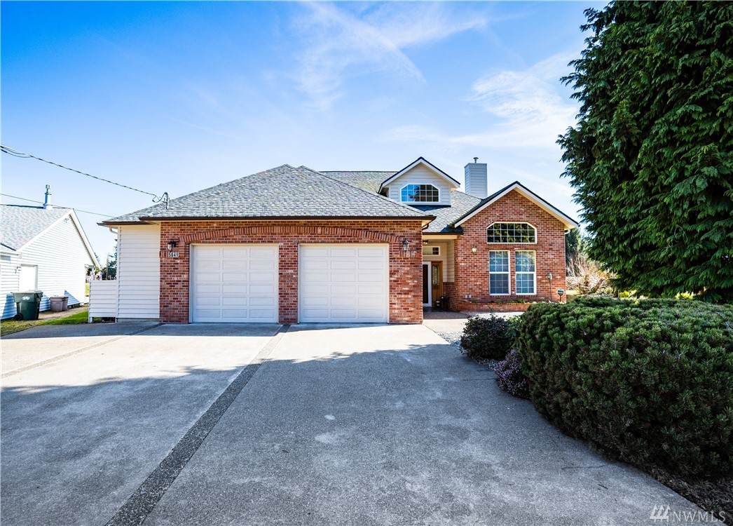 5041 Oakmont Place - Photo 1