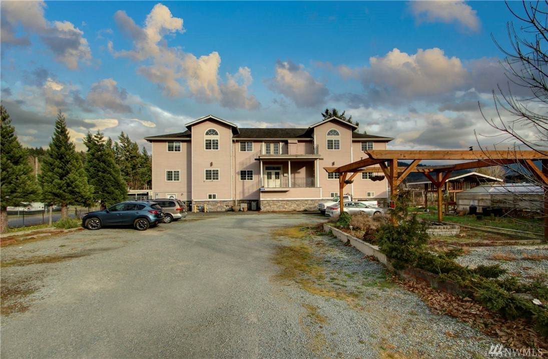 2218 Old Highway 99 S Rd - Photo 1