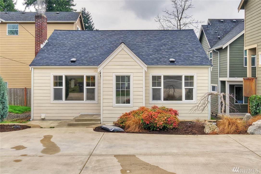 577 150th St - Photo 1