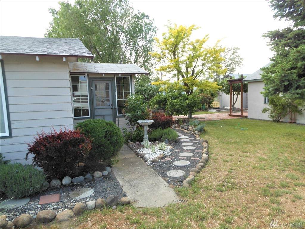 111 Elder Street - Photo 1