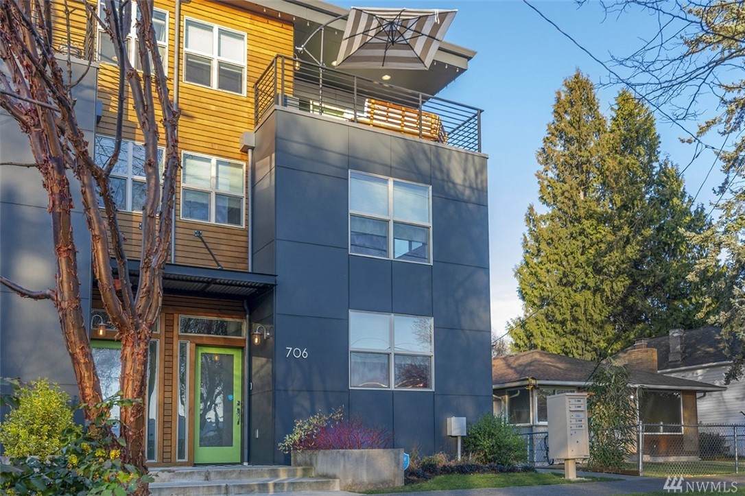 706 Orcas St - Photo 1