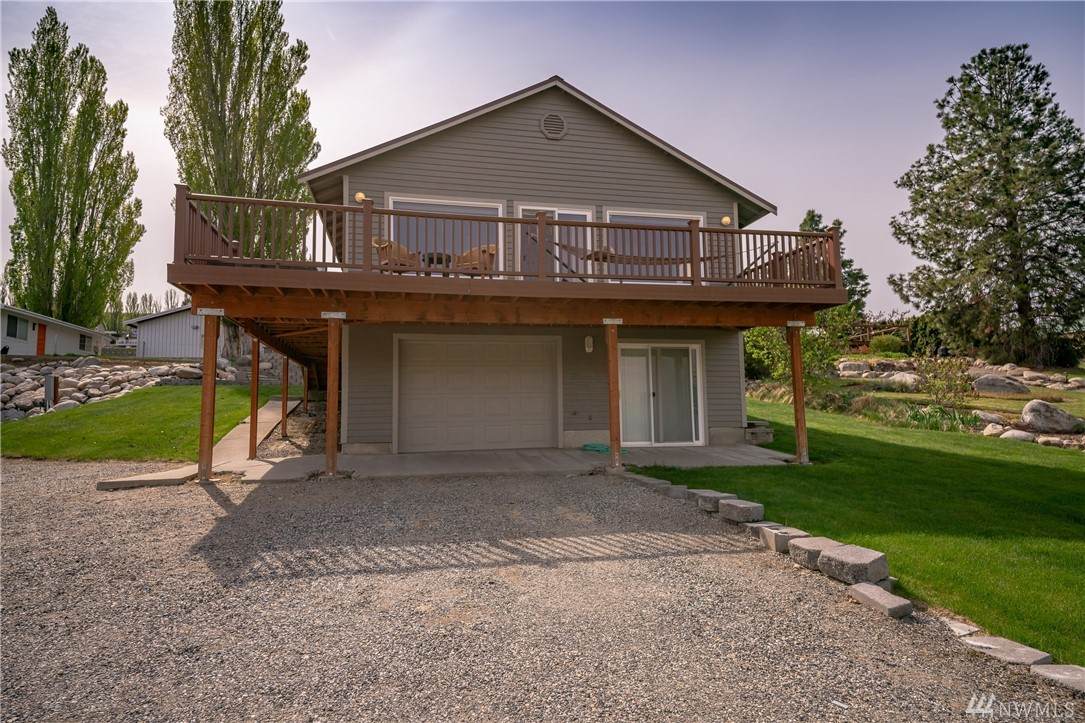 512 River View Dr - Photo 1