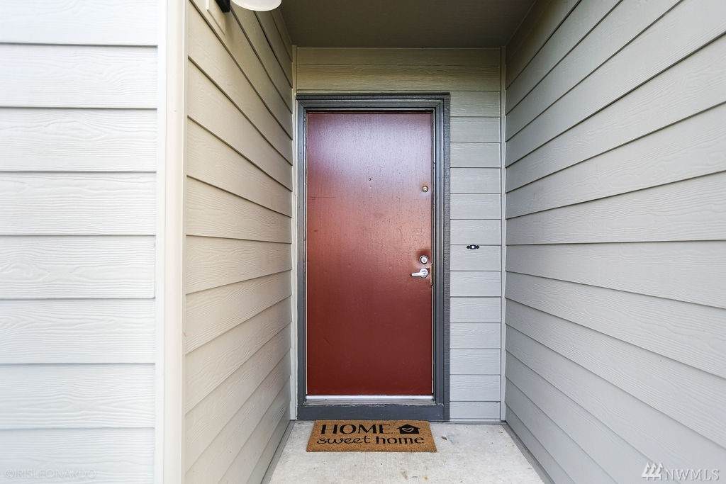 7804 Loowit Lp - Photo 1
