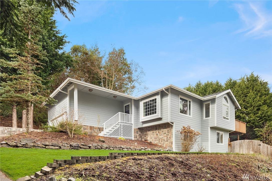 1024 10th Ct - Photo 1
