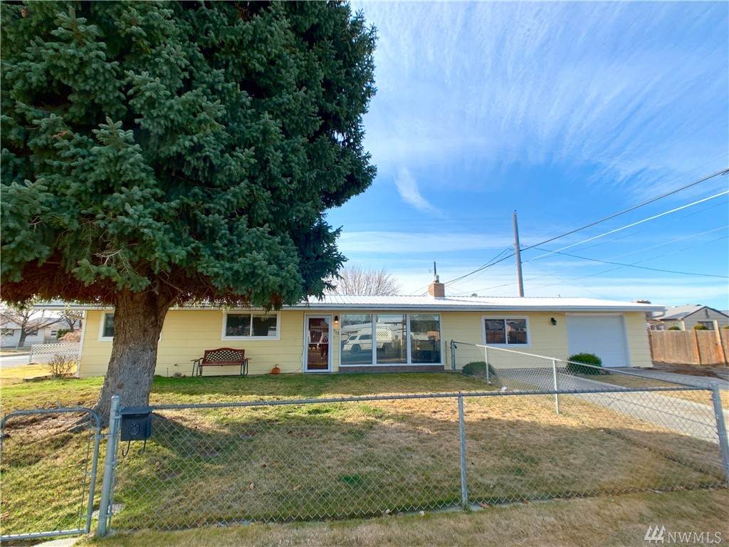 712 2nd Ave - Photo 1