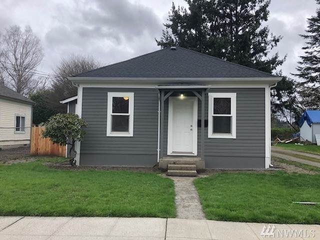 206 Baker St - Photo 1