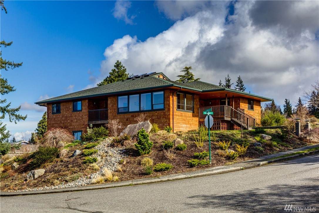 3801 Viewmont Ct - Photo 1