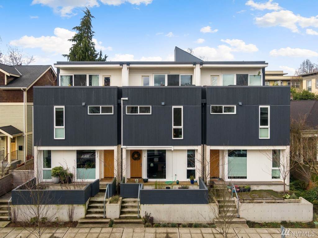 339 16th Ave - Photo 1