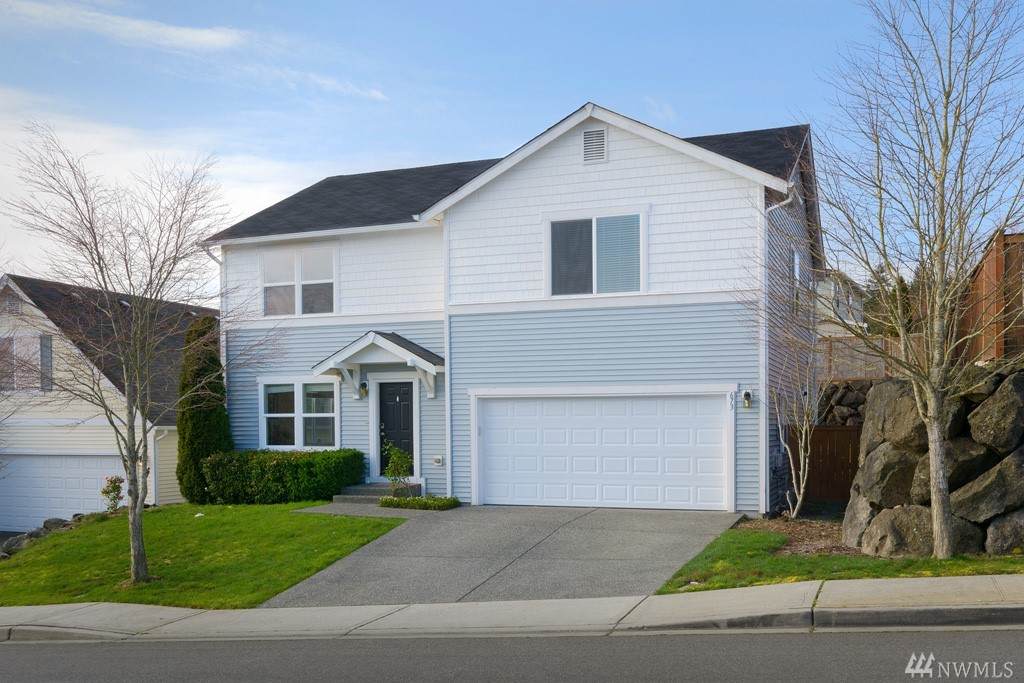 673 Nesvik Wy - Photo 1