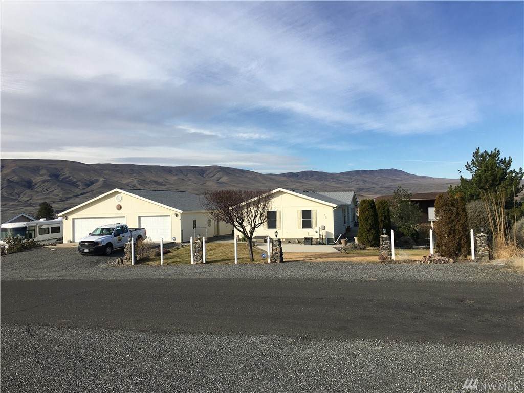 210 Sunshine Cir - Photo 1