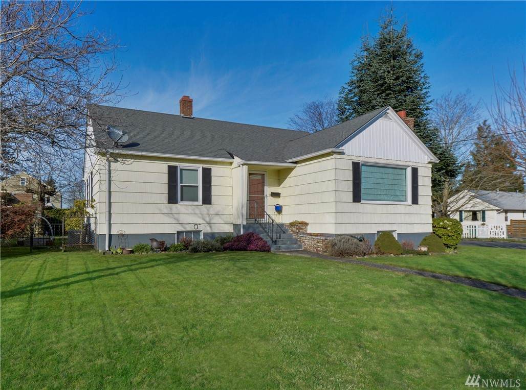 1705 Wilson Ave - Photo 1