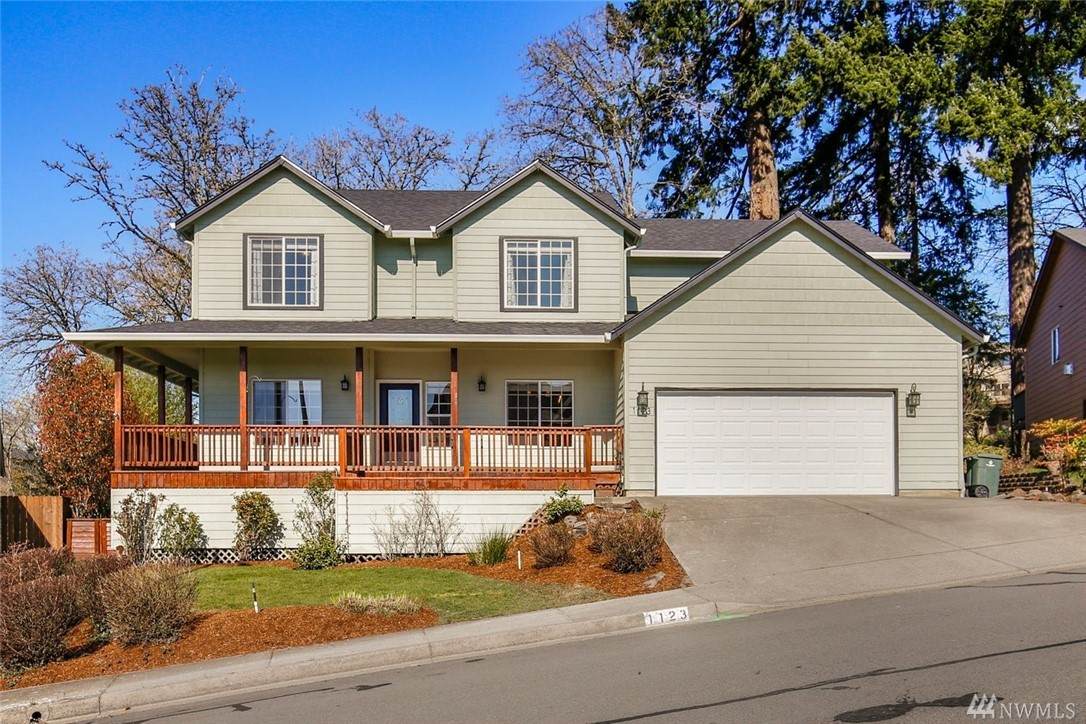 1123 43rd St - Photo 1