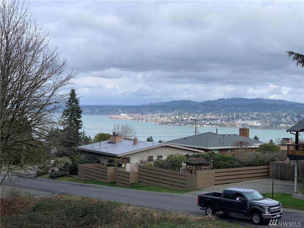 11621 77th Ave - Photo 1