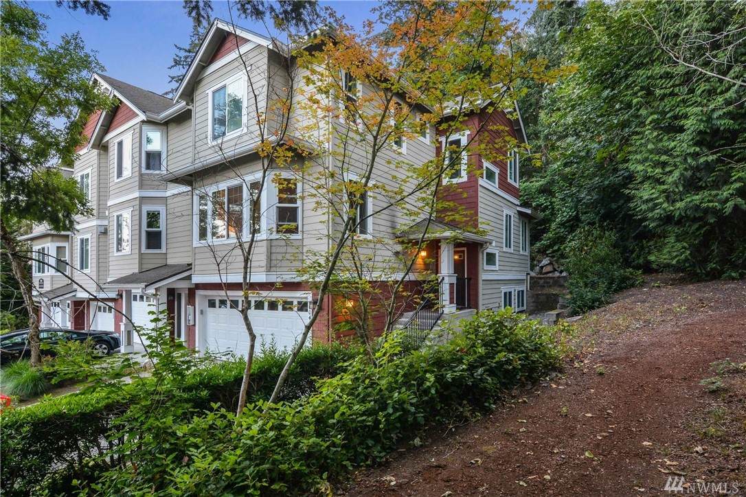 5523 Lakemont Boulevard - Photo 1