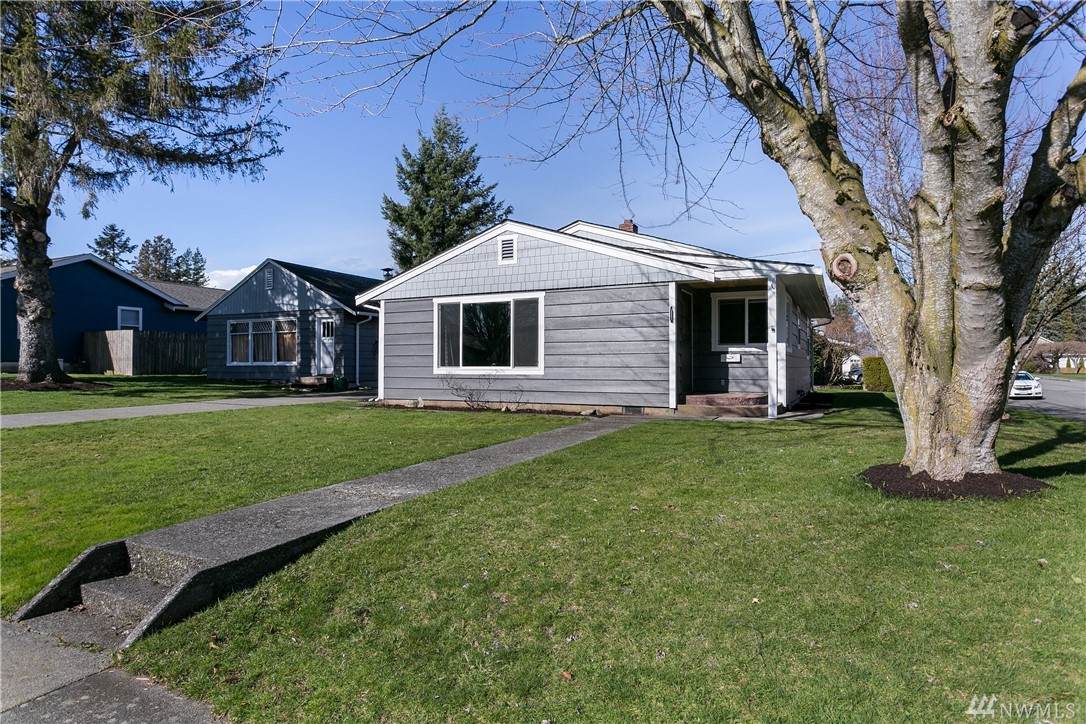 800 Main St - Photo 1