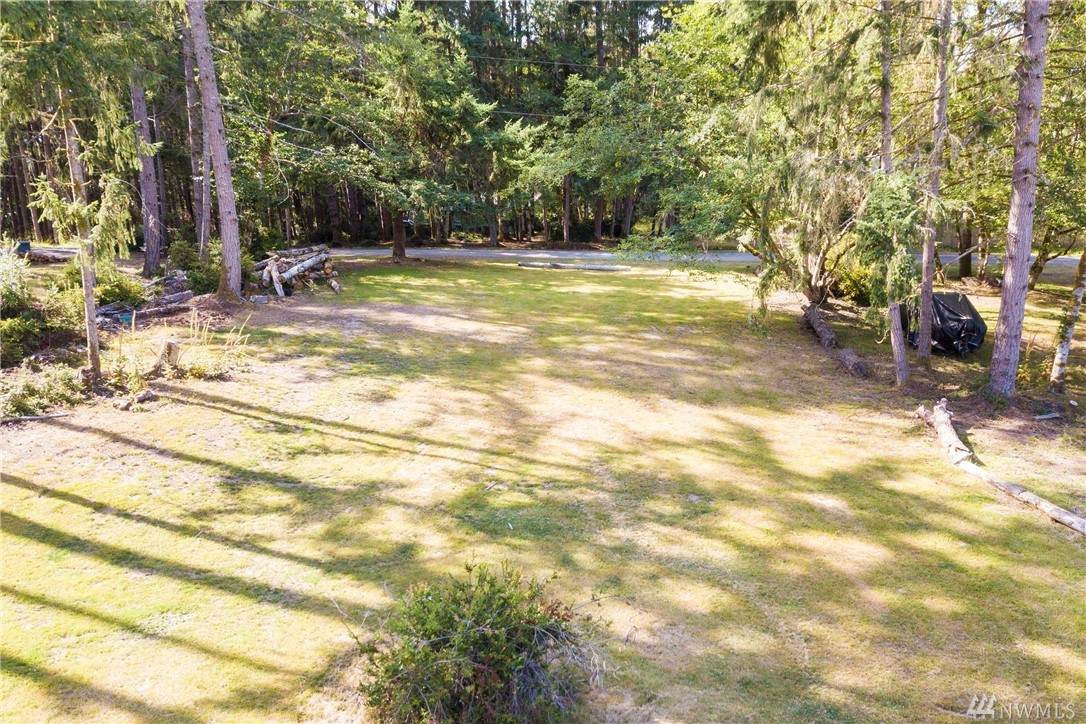 325 Madrona Blvd - Photo 1
