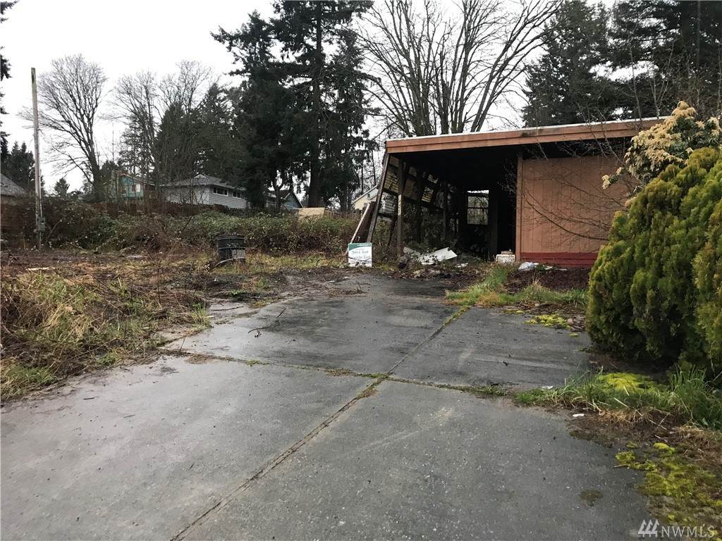 14425 31st Ave - Photo 1