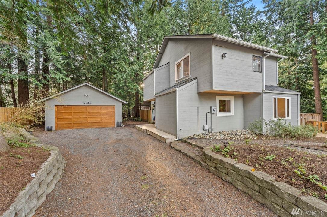 9123 53rd Ave - Photo 1