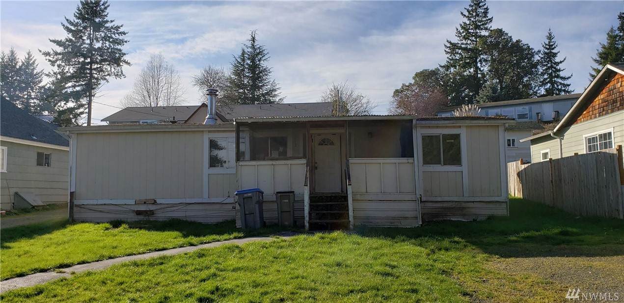 1213 Evans Ave - Photo 1