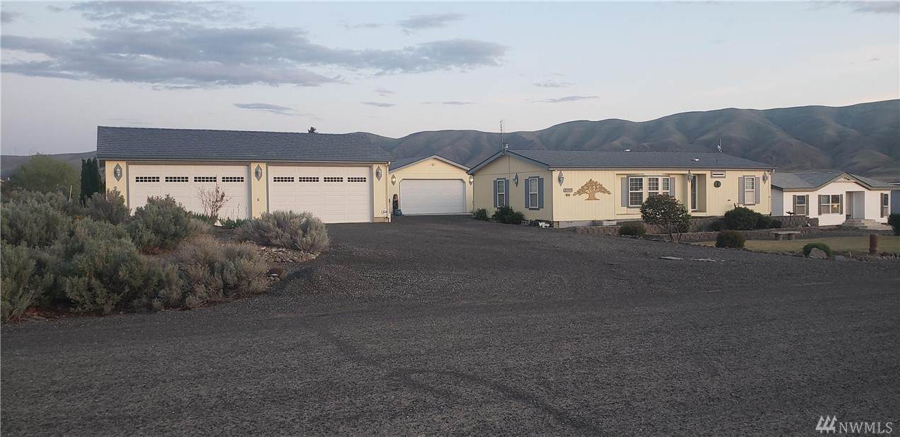 403 Apple Place - Photo 1