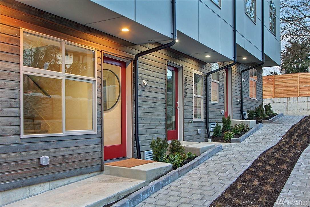 3948 Pearl St - Photo 1