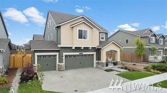 1115 32nd St - Photo 1
