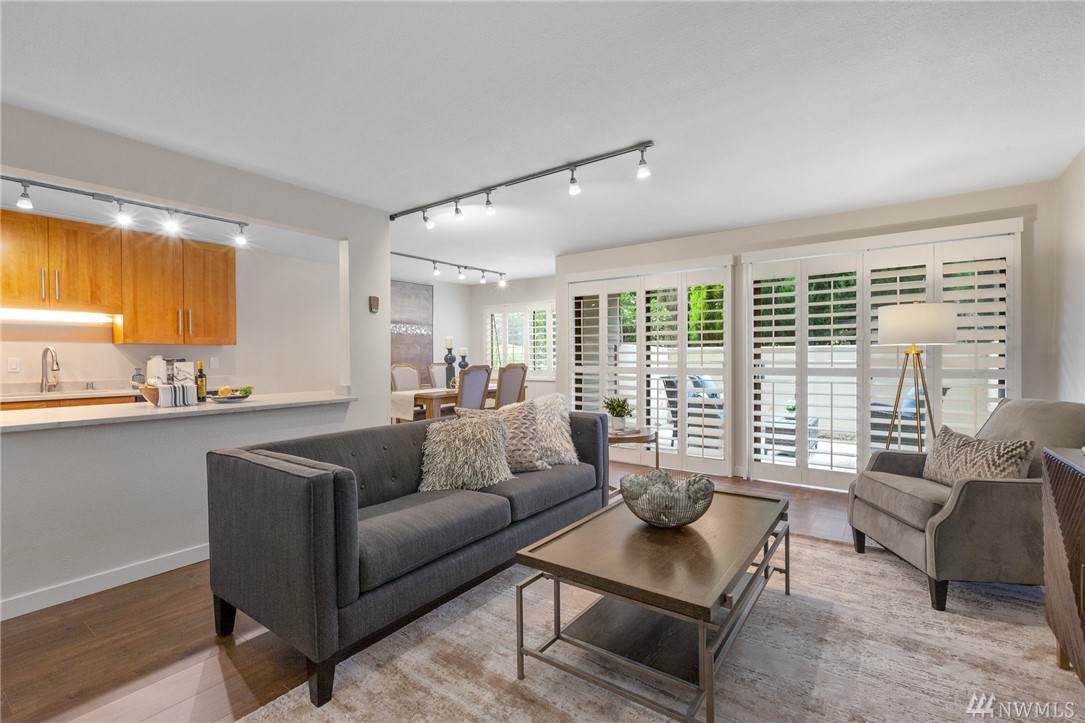 2501 Canterbury Lane - Photo 1