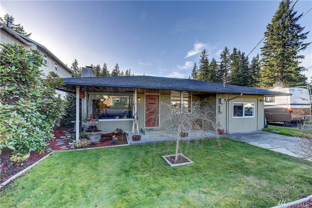 5806 East Dr - Photo 1