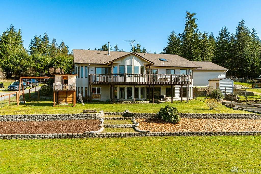 930 Utopia Lane - Photo 1