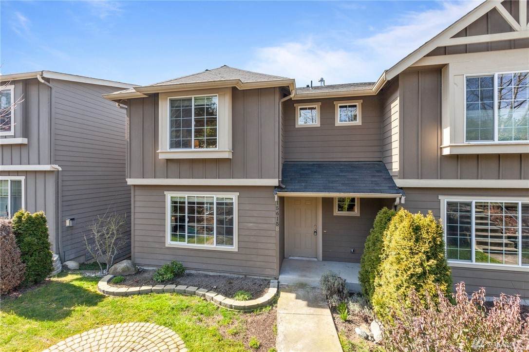 15615 44th Place - Photo 1