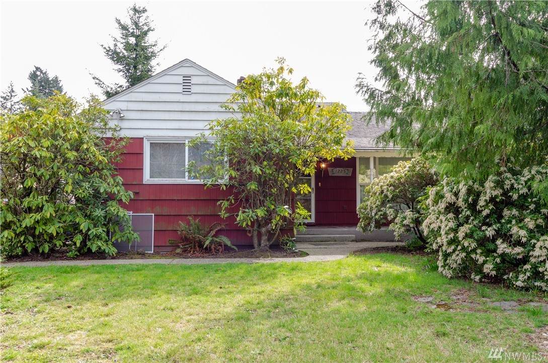 1225 128th St - Photo 1