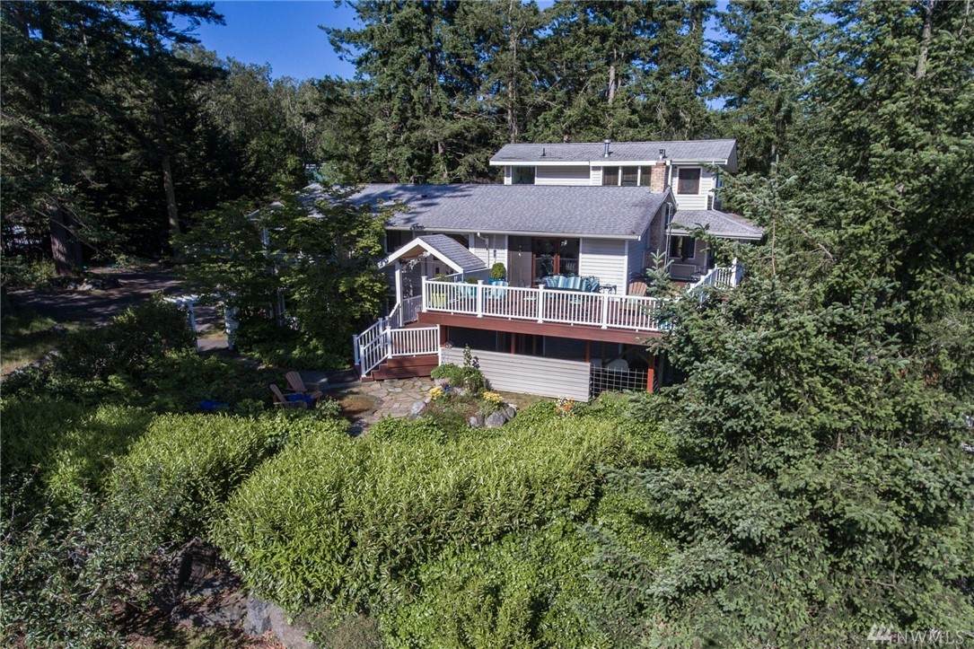 365 Carter Ave - Photo 1