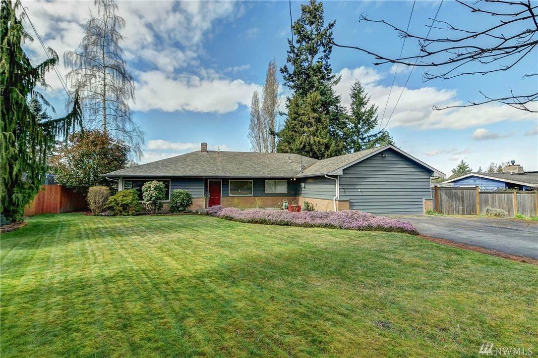 18326 67th Ave - Photo 1