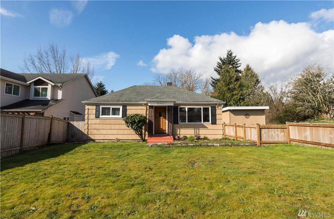 13421 2nd Ave S - Photo 1