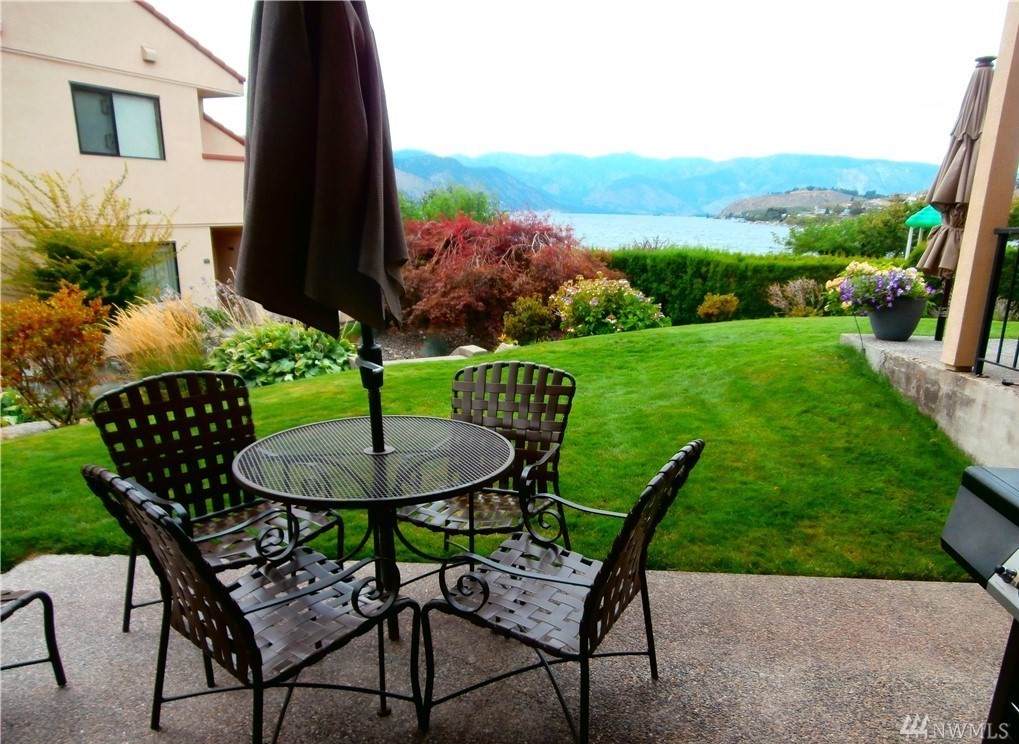 100 Lake Chelan Shores Dr - Photo 1 100 Lake Chelan Shores Dr - Photo 1