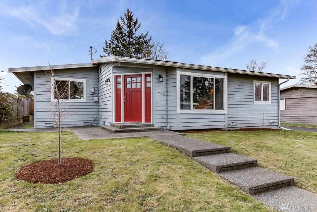 2513 7th St - Photo 1