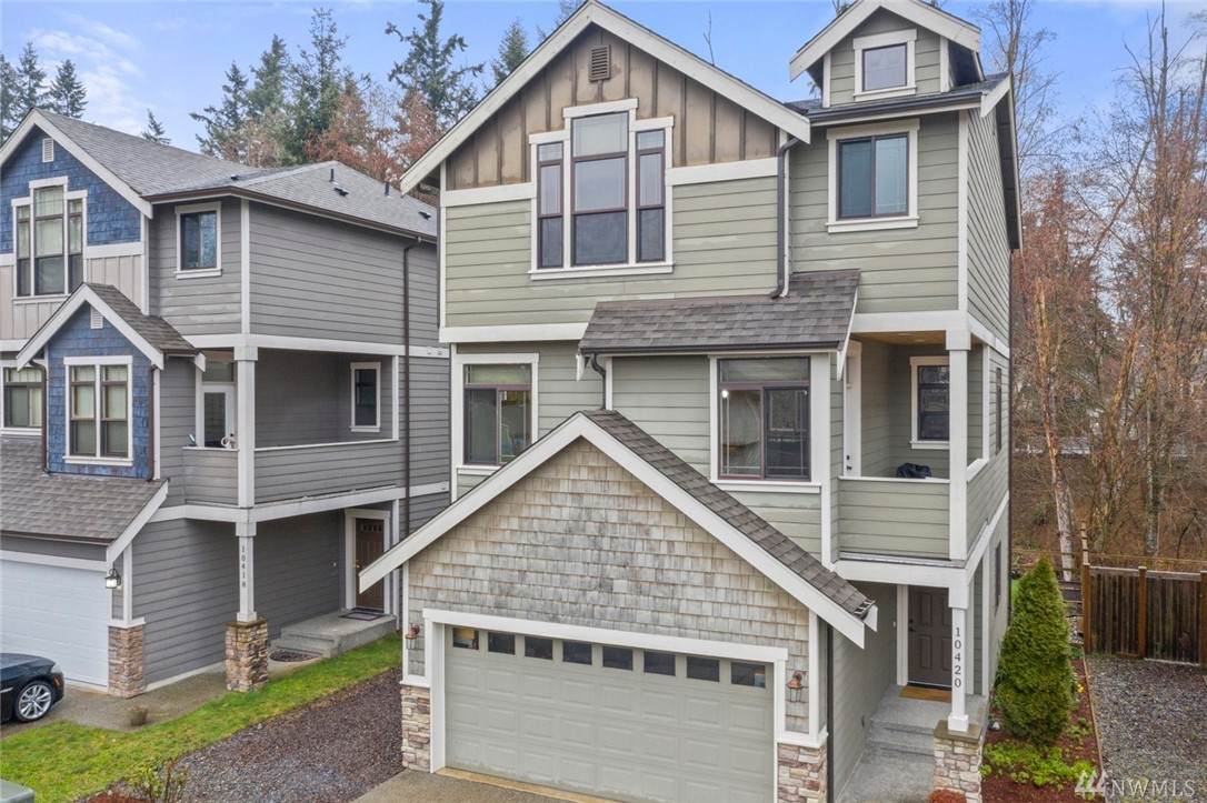 10420 Rosewood Ave - Photo 1