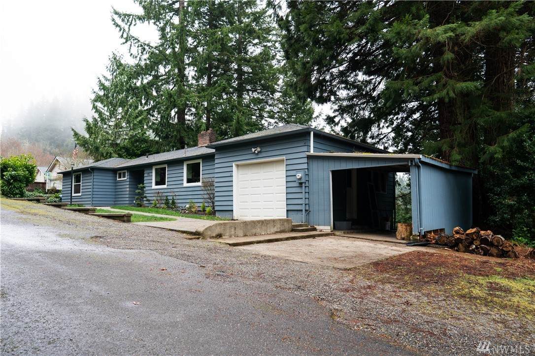 115 Baker Ave - Photo 1