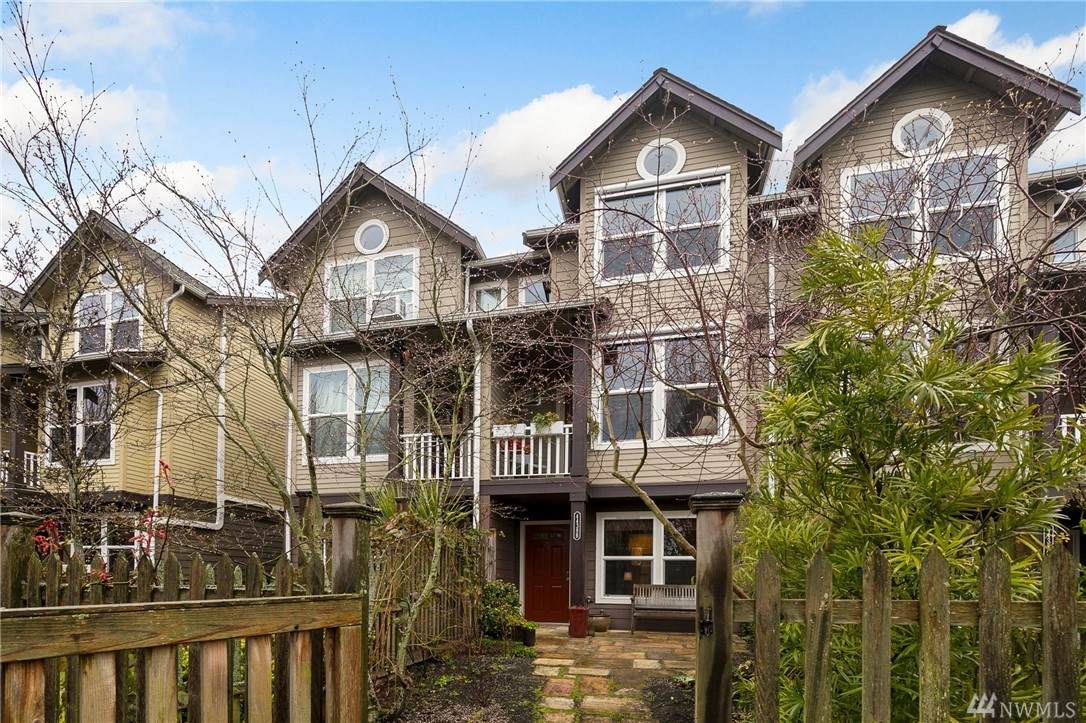 4438 44th Ave - Photo 1